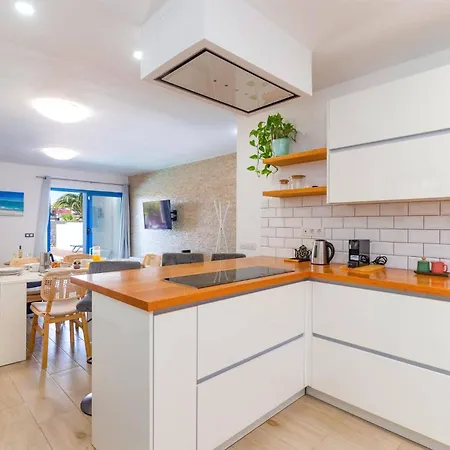 Lemes By 플라야블랑카